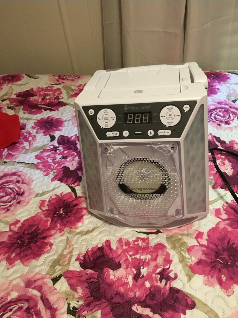 White Portable Karaoke Speaker with CD/MP3
